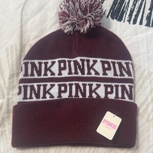 NWT Pom-Pom Beanie